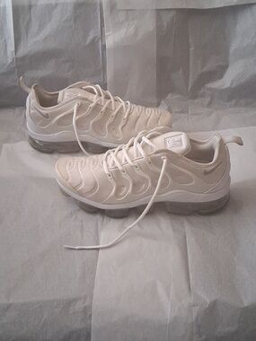 Nike Air VaporMax Plus White Sneakers, Men 11